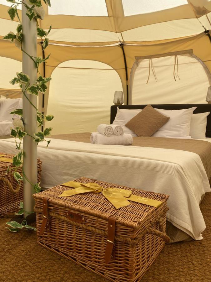 Fonclaire Holidays Glamping 'Luxury Camping' Blond Zewnętrze zdjęcie