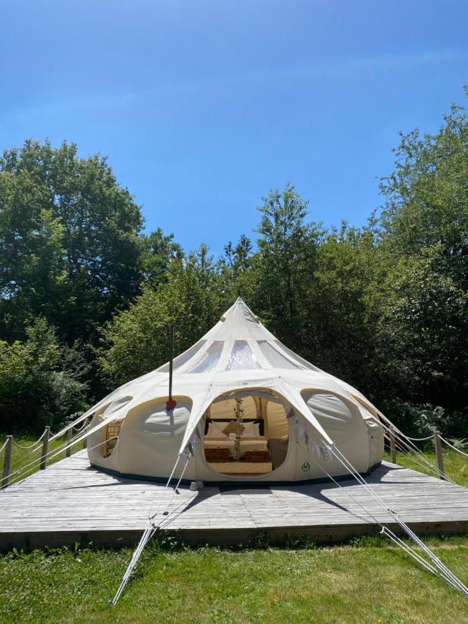 Fonclaire Holidays Glamping 'Luxury Camping' Blond Zewnętrze zdjęcie