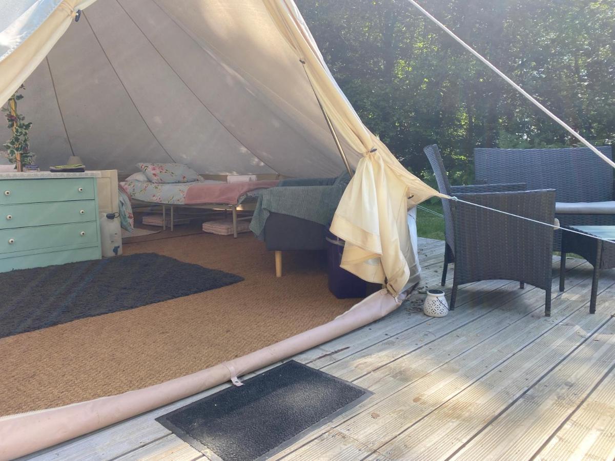 Fonclaire Holidays Glamping 'Luxury Camping' Blond Zewnętrze zdjęcie